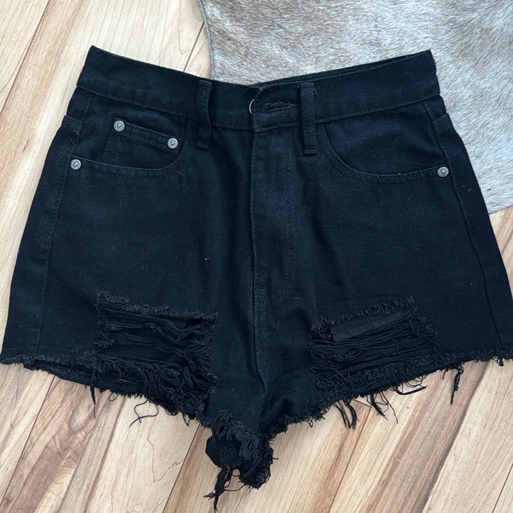 Simi Distressed Denim Short - Picture 5 of 6